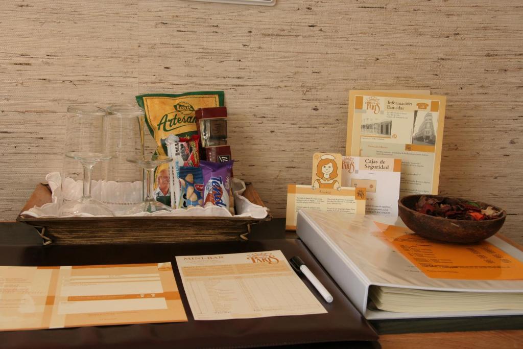 Hostal Paris Valladolid Eksteriør bilde