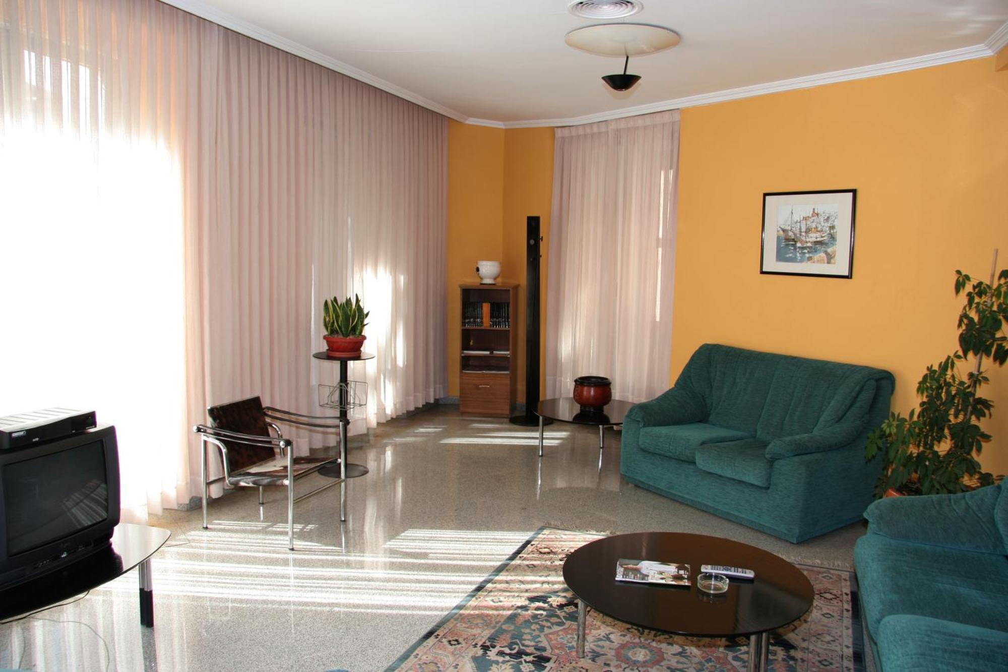 Hostal Paris Valladolid Eksteriør bilde