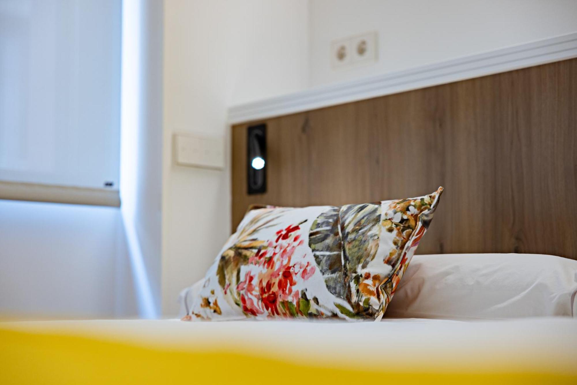 Hostal Paris Valladolid Eksteriør bilde
