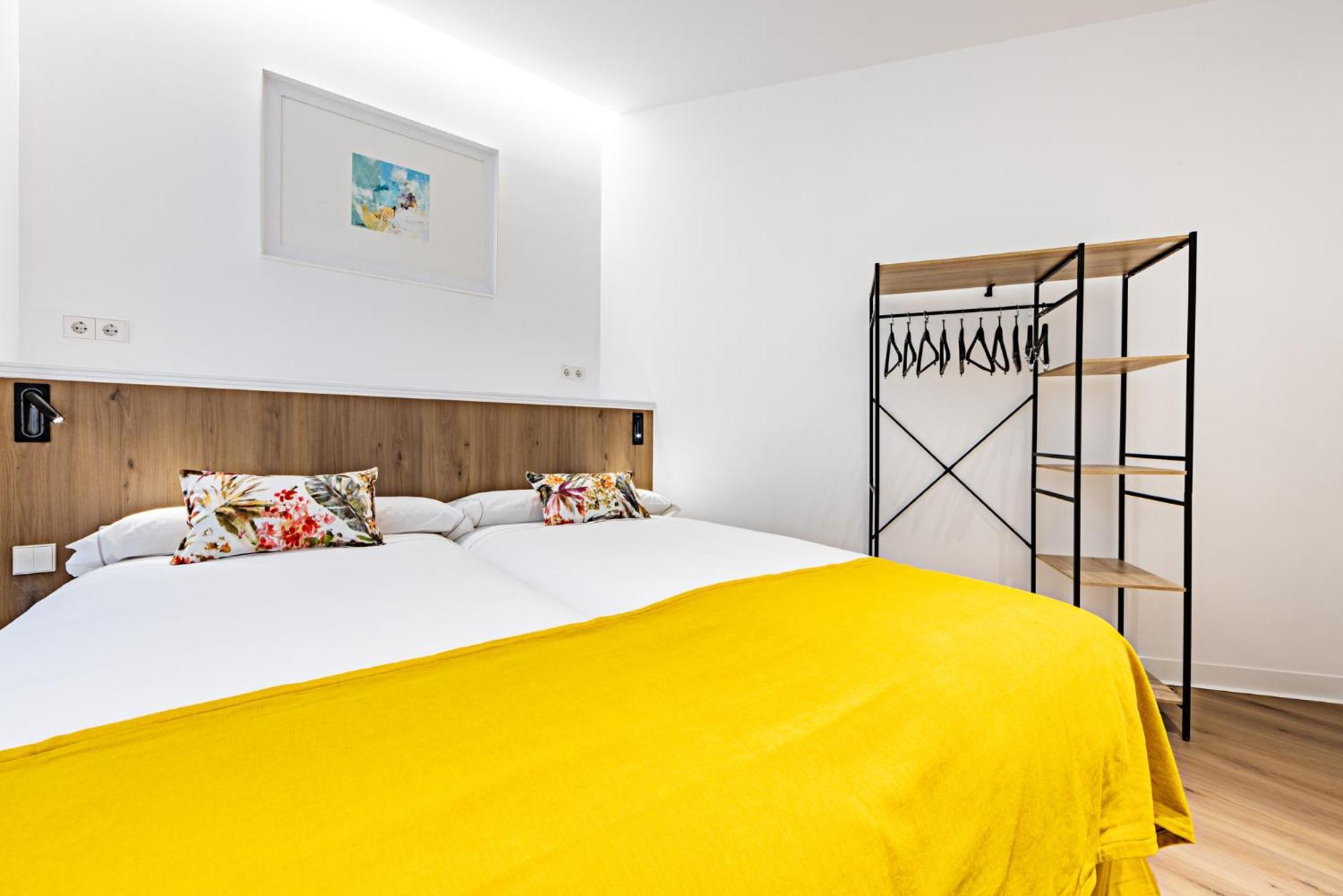 Hostal Paris Valladolid Eksteriør bilde