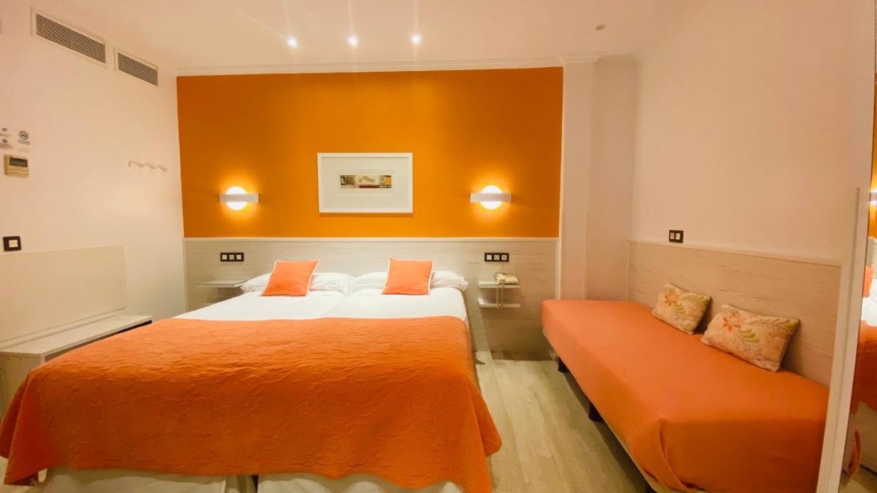 Hostal Paris Valladolid Eksteriør bilde